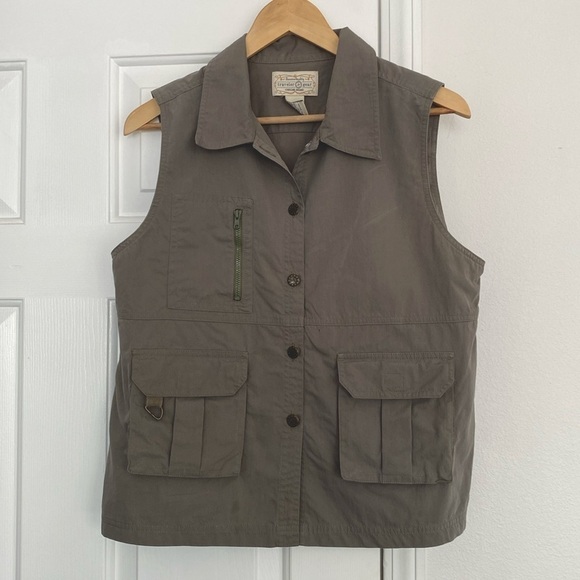 Cherokee Brand Traveler Gear olive green hiking vest. - Picture 1 of 12